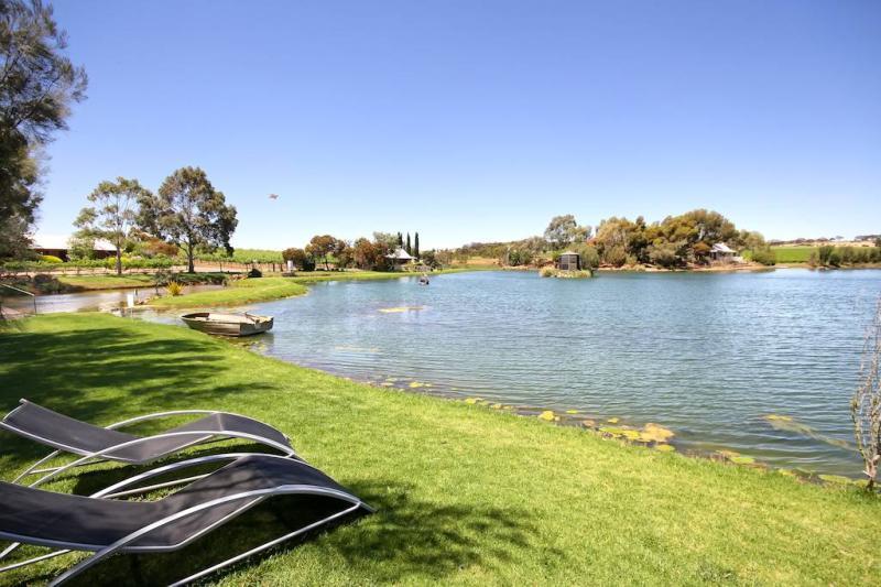 Stonewell Cottages & Vineyards Retreat Barossa Valley Экстерьер фото